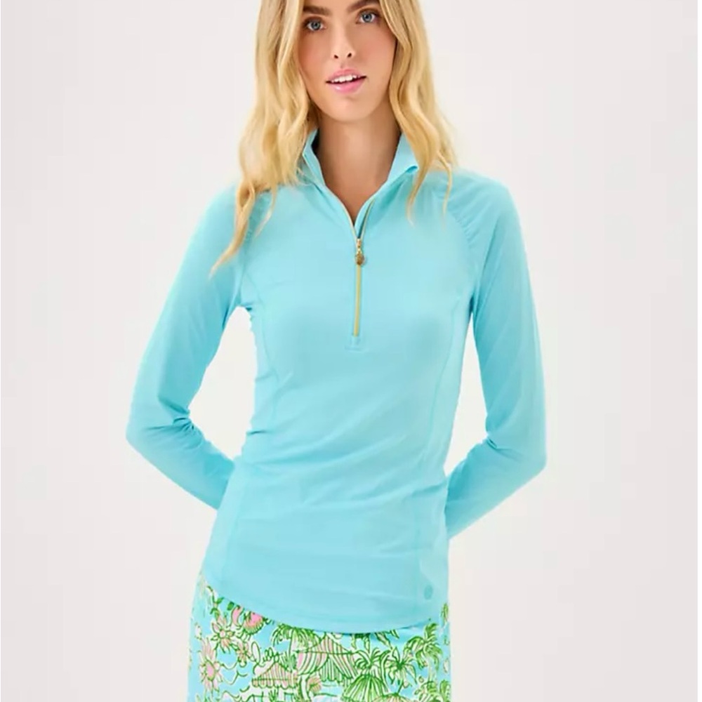 Lilly Pulitzer NWT Justine Pullover upf 50+ in Fresh Water Blue - Picture 2 of 5